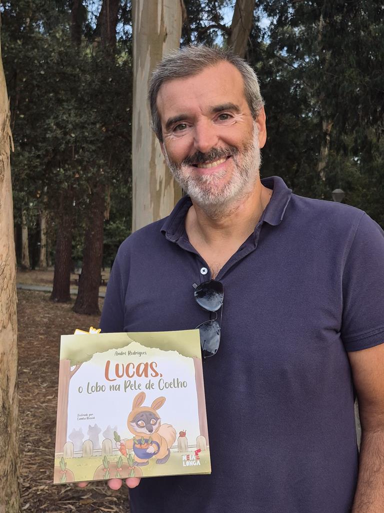 André Rodrigues, autor de "Lucas, o Lobo em Pele de Coelho" Foto: DR André Rodrigues, autor de "Lucas, o Lobo em Pele de Coelho" Foto: DR