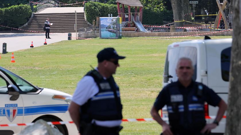 atentado em parque infantil francês em Annecy Foto: Denis Balibouse/Reuters