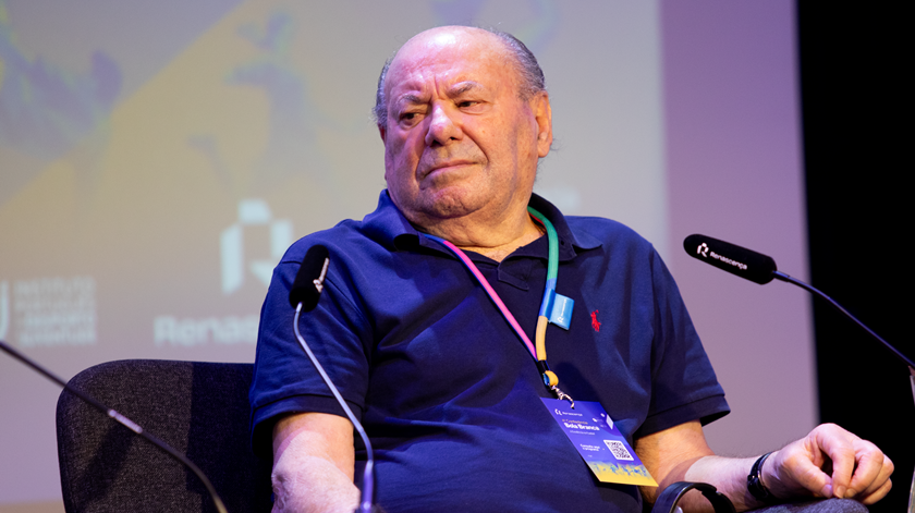 Simões: "Ronaldo não joga para ganhar, quer ser figura. É o contrário do Eusébio"