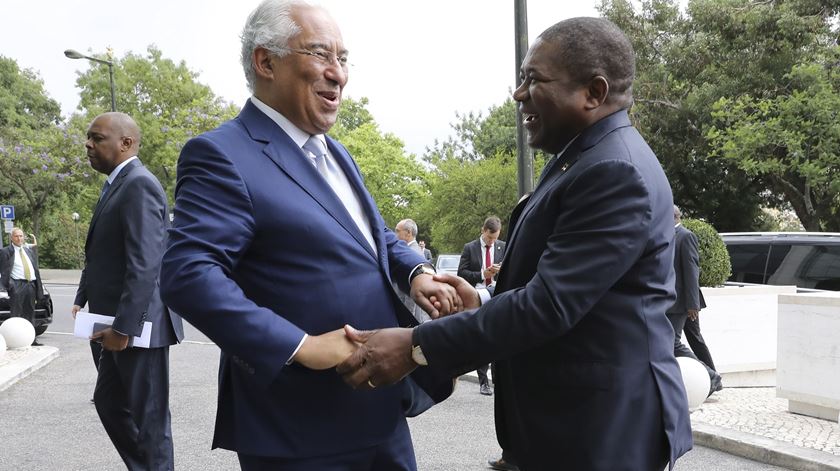 António Costa encontra-se com Filipe Nyusi em Lisboa. Foto: João Relvas/Lusa