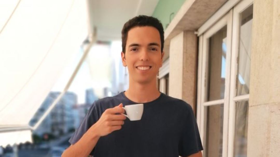 António Rolo Duarte acusou a FCT de se ter atrasado no pagamento das bolsas de doutoramento. Foto: “Pagar um café a António Rolo Duarte”/GoGetFunding