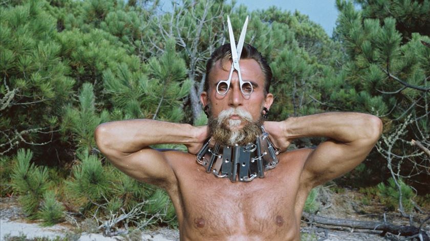 Biografia ilustrada dá nova leitura sobre a vida de António Variações