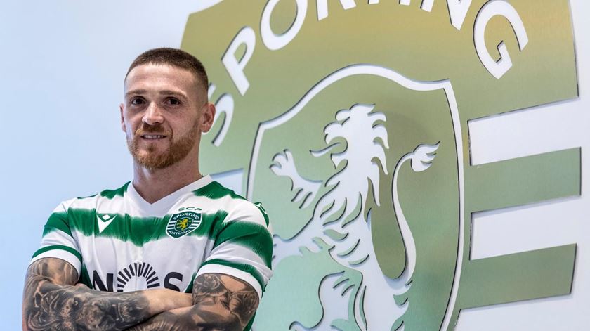 Antunes adaptado ao Sporting e pronto para a luta com Nuno Mendes Antunes adaptado ao Sporting e pronto para a luta com Nuno Mendes