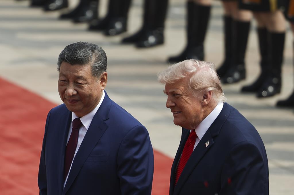 Xi Jinping avisa Trump: questão de Taiwan pode fazer China e EUA "colidir" Xi Jinping avisa Trump: questão de Taiwan pode fazer China e EUA "colidir"