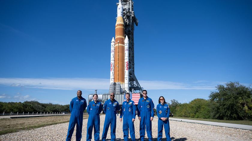 Humanos voltam à órbita da Lua 50 anos depois (mas já a pensar em Marte)