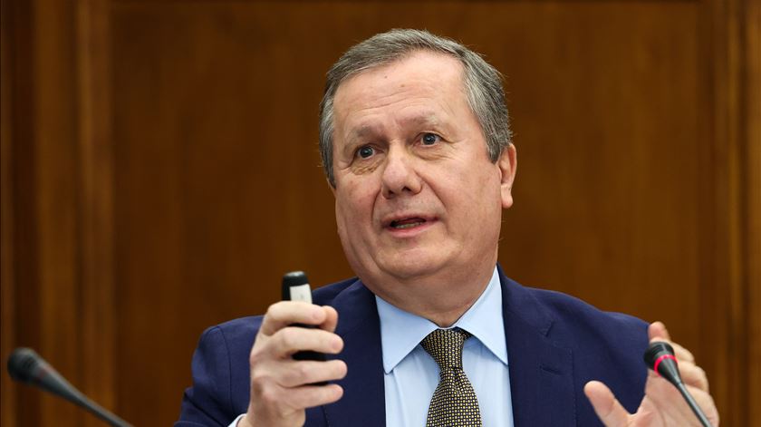 Infarmed a trabalhar no regime especial de comparticipação de medicamentos para obesidade