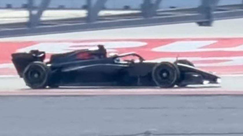 A nova F1 já tem um carro em pista. Audi é a primeira a testar em 2026