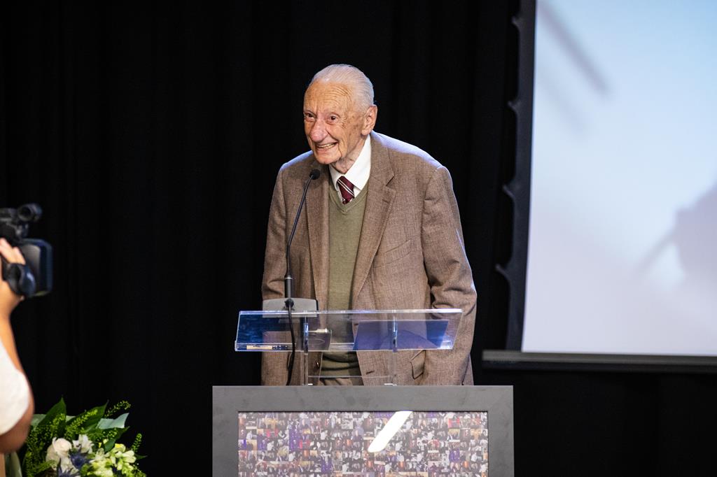 70 anos de carreira de Aurélio Carlos Moreira. "Dediquei à rádio toda a minha paixão"