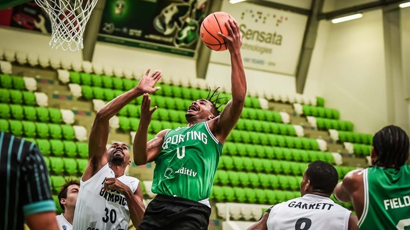 Modalidades de pavilhão devem ser suspensas. Foto: FIBA