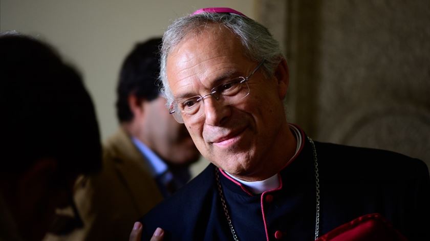 Bispo de Angra apela a um Natal com palavras de amor e espírito de criança