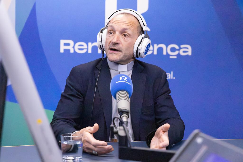 Ouça aqui a entrevista a D. Roberto Mariz, Presidente Comissão Episcopal da Pastoral Social