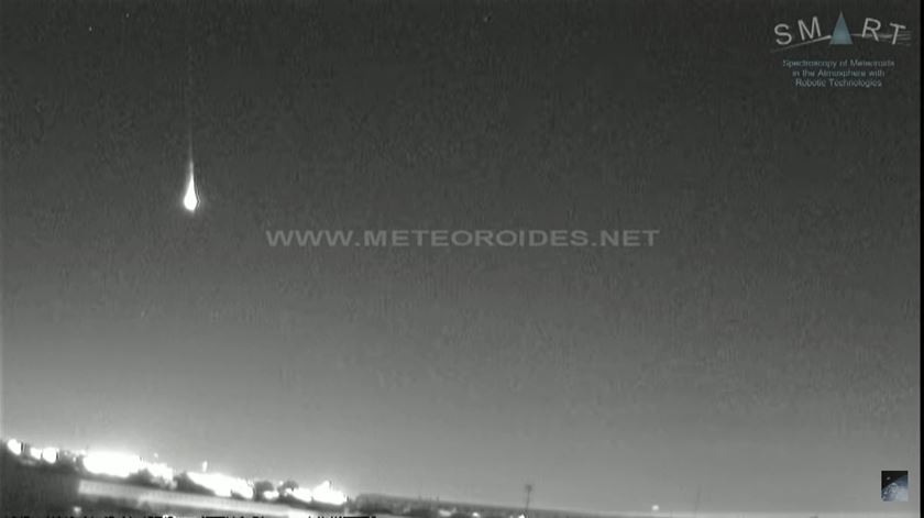 As imagens foram captadas em video. Foto: YouTube/Meteors