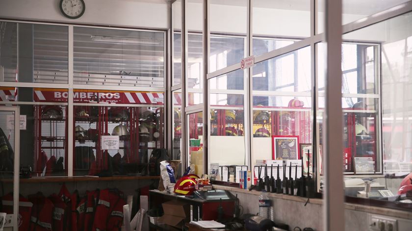 Sala de operações do quartel