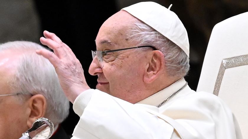 Papa apela a respostas globais contra o tráfico de pessoas