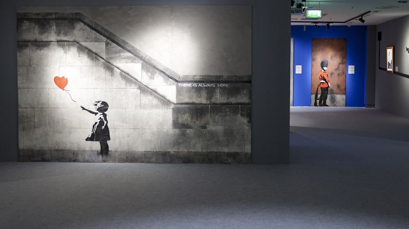 Dortmund recebe exposição “Não Autorizada” com obras de Banksy