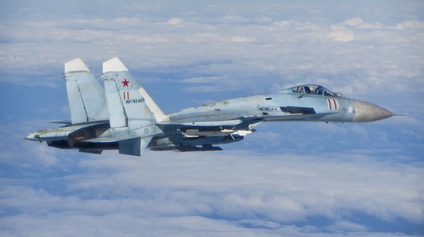 Países da NATO querem reforçar escudo aéreo no leste face a ameaças russas