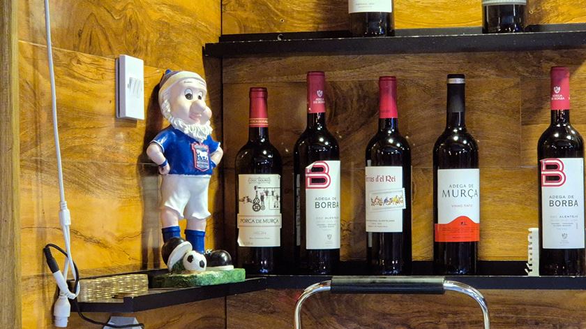 Em Ipswich os corações portugueses dividem-se, mas todos querem que Amorim tenha sucesso