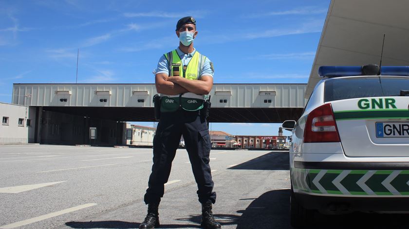 Capitão Fernandes, da GNR, confirma quebra acentuada no movimento. Foto: Liliana Carona/RR