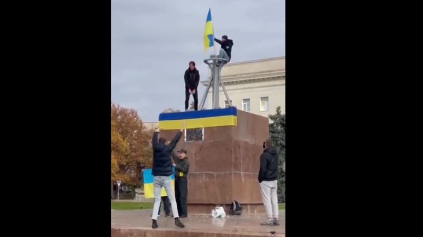 Zelensky declara que "Kherson é nossa"