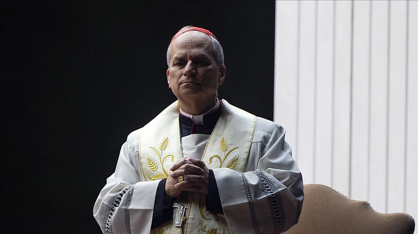 As primeiras imagens do novo Papa. Foto: Alessia Giuliani/Reuters As primeiras imagens do novo Papa. Foto: Alessia Giuliani/Reuters