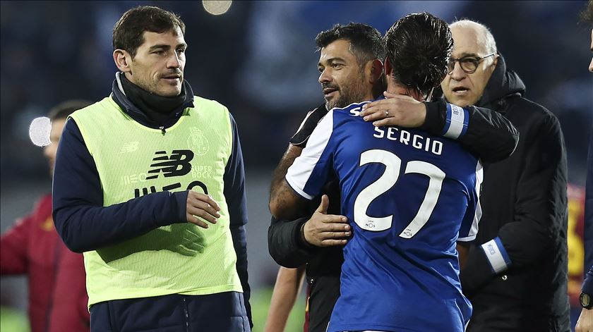 Sérgio Conceição diz que Portugal está a "facilitar" no combate à Covid-19
