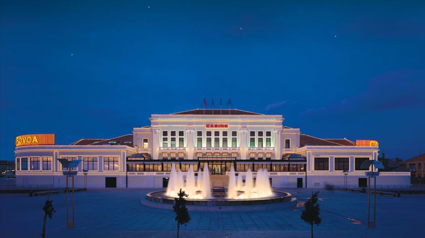 Governo prolonga concessão dos casinos no Algarve, Espinho e Póvoa do Varzim