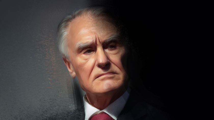 Cavaco distingue Catroga dos que fazem "meras intervenções verbais ou declarações jornalísticas"