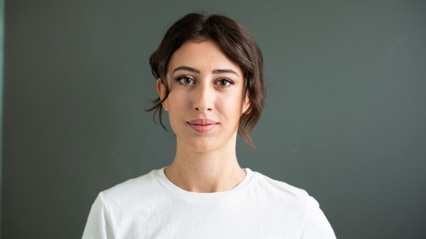 Jornalista italiana detida no Irão há mais de uma semana