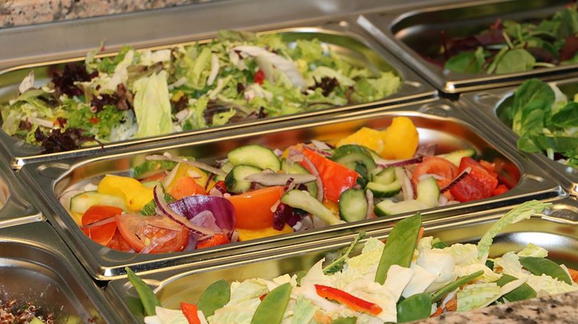 Pais e nutricionistas aplaudem novas regras para cantinas