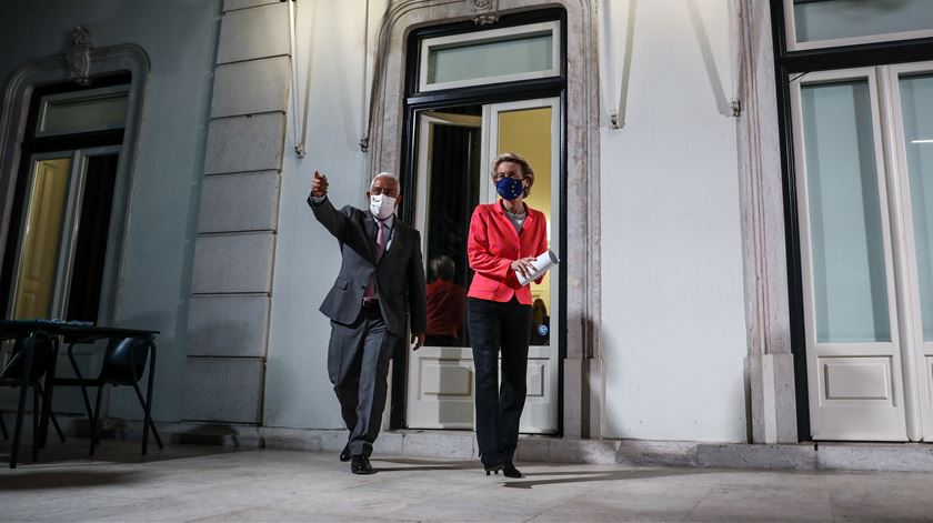 Costa e Ursula von der Leyen após reunião no Palácio de São Bento, em Lisboa. Foto: António Cotrim/Lusa