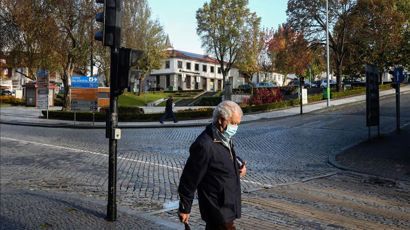 Felgueiras, assim como Lousada e Paços de Ferreira, já estão sujeitos às medidas que serão agora alargadas a 70% da população. Foto: José Coelho/Lusa