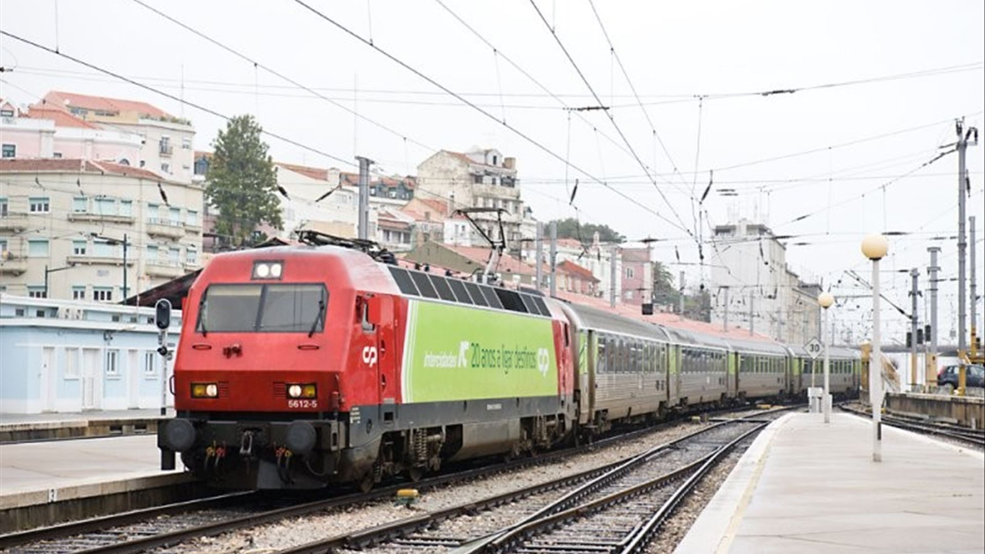 Comboio Intercidades perde carruagem durante viagem entre Lisboa e Faro