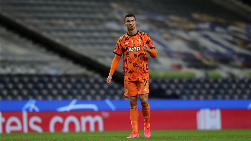 Cristiano Ronaldo vence em tribunal e não terá de devolver dinheiro à Juventus