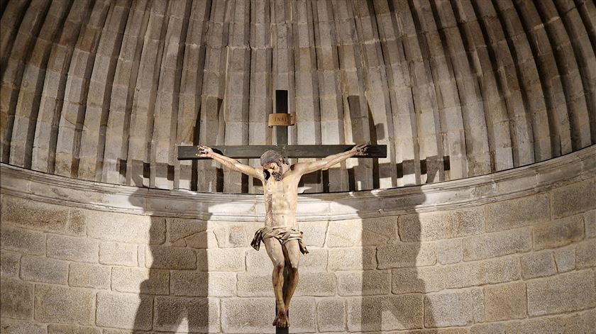 Apelos à solidariedade marcam mensagens dos bispos portugueses