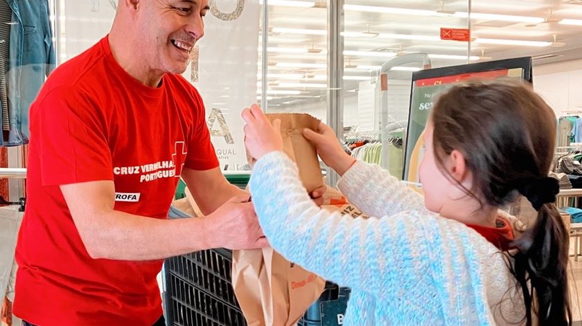 Cruz Vermelha com nova campanha de recolha de alimentos face ao aumento de pedidos