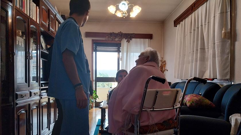 Direção do SNS admite que não está em curso reconhecimento de equipas de paliativos ao domicílio