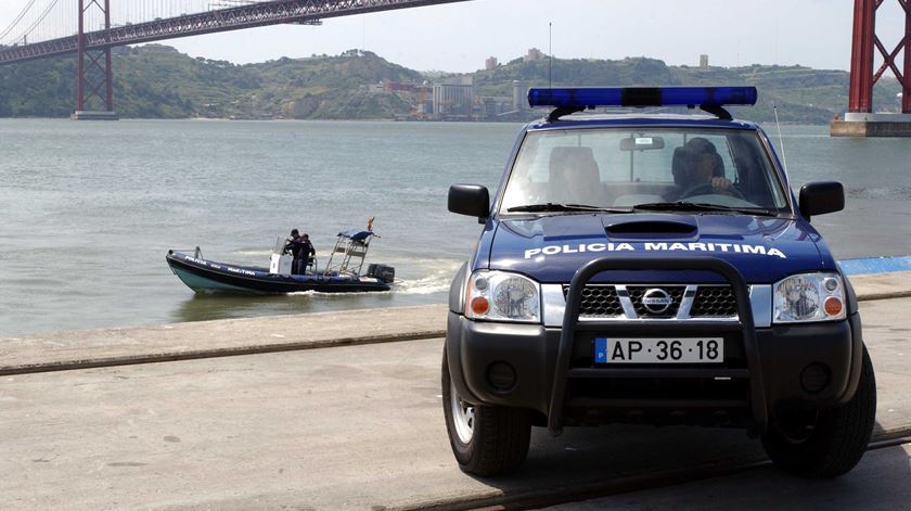 Termina o segundo dia de buscas pelos dois pescadores desaparecidos no rio Tejo Termina o segundo dia de buscas pelos dois pescadores desaparecidos no rio Tejo