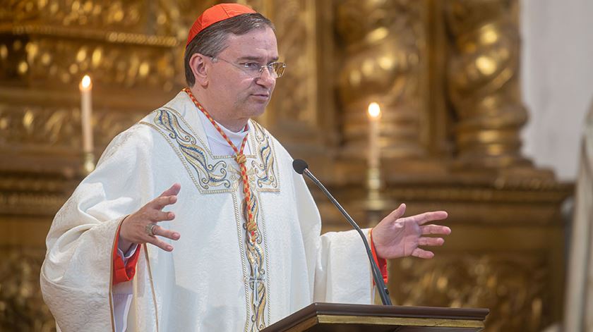 D. Américo Aguiar pede aos padres "atenção renovada à doença, à morte e ao luto" D. Américo Aguiar pede aos padres "atenção renovada à doença, à morte e ao luto"