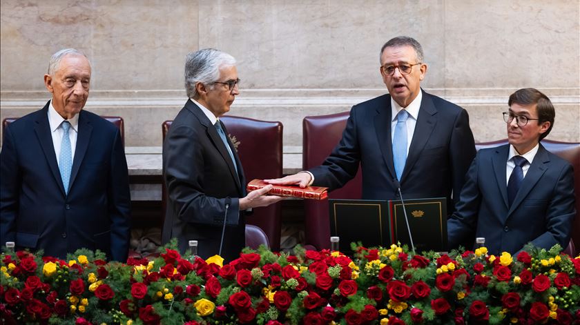 António José Seguro jura cumprir e fazer cumprir a Constituição