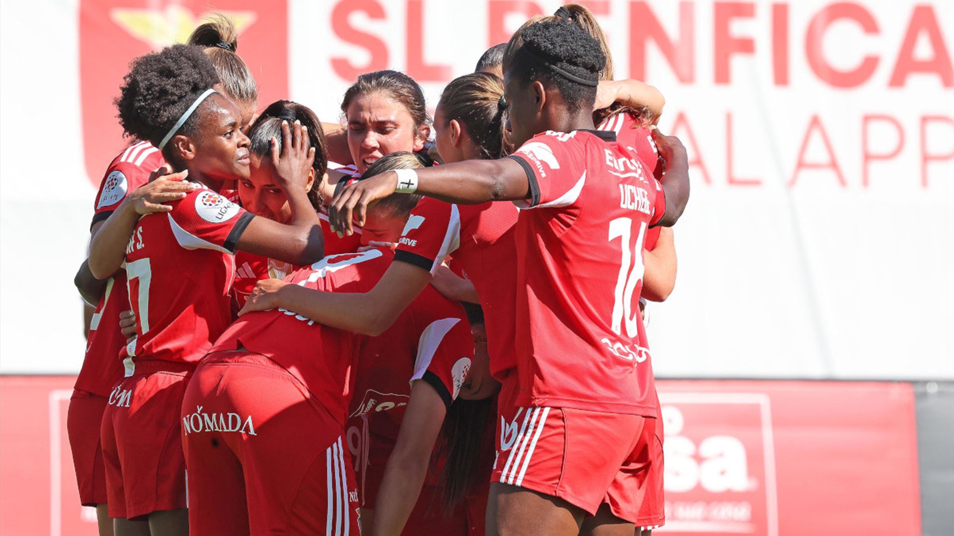 Benfica derrota Torreense e está a uma vitória do hexa