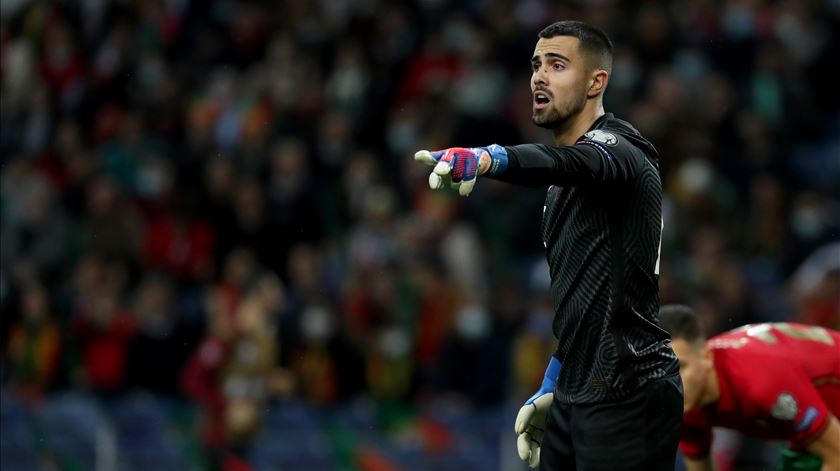 Diogo Costa estreou-se a titular pela seleção frente à Turquia em março Foto: Pedro Fiúza/NurPhoto/Reuters