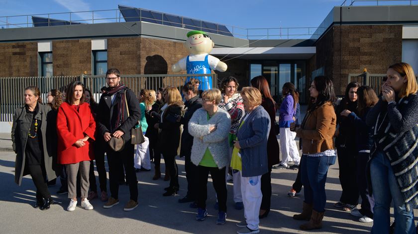 Segurança Social e associação Raríssimas acordam "tentar salvar" apoio aos utentes