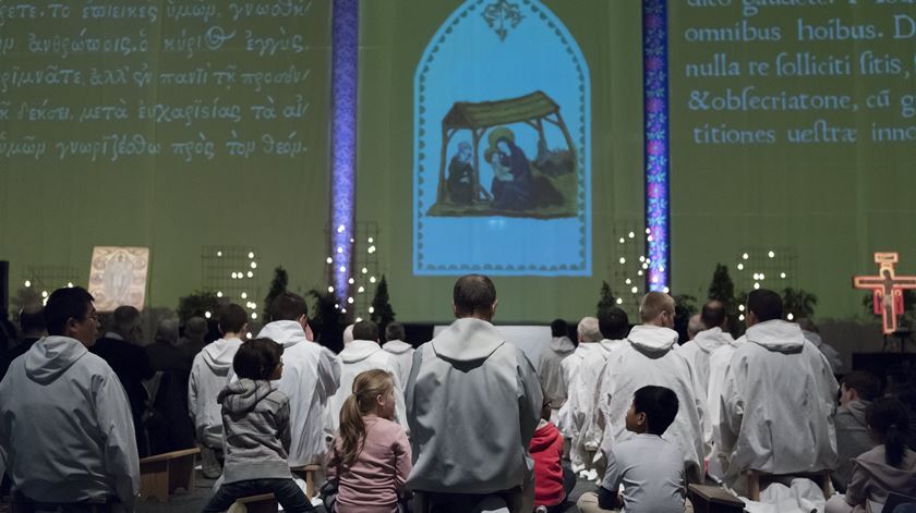 Jovens de todo o mundo voltam a reunir-se para o encontro de Inverno de Taizé. Foto: Georgios Kefalas/EPA [Arquivo]