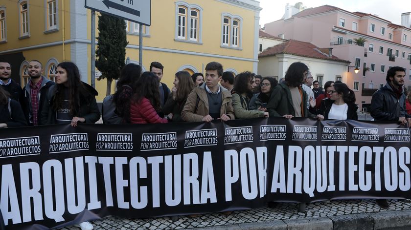 Sindicato dos arquitetos adere à greve geral de 11 de dezembro