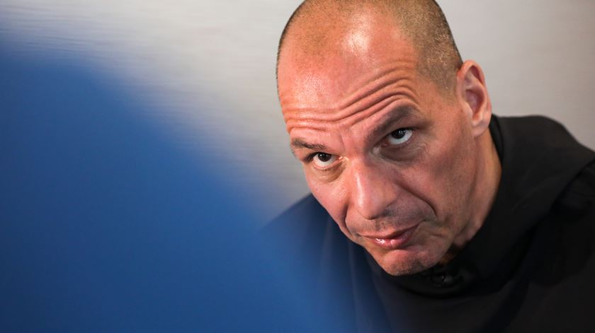 Varoufakis decreta fim do capitalismo e início da era do tecnofeudalismo