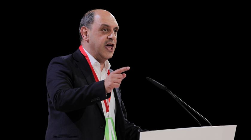 Ordem dos Médicos elogia novo ministro da Saúde, mas pede nova política