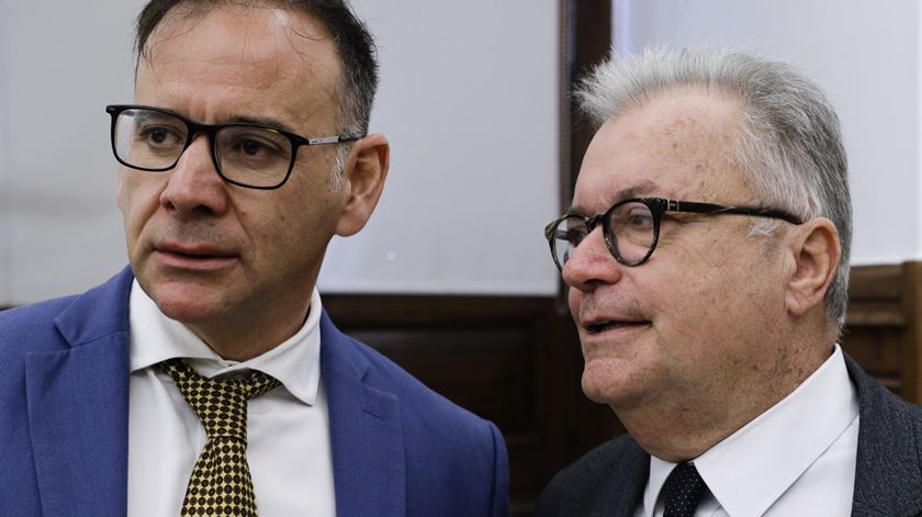 Miguel Honrado, à esquerda, com Luís Filipe Castro Mendes, ex-ministro da Cultura. Foto: António Cotrim/Lusa