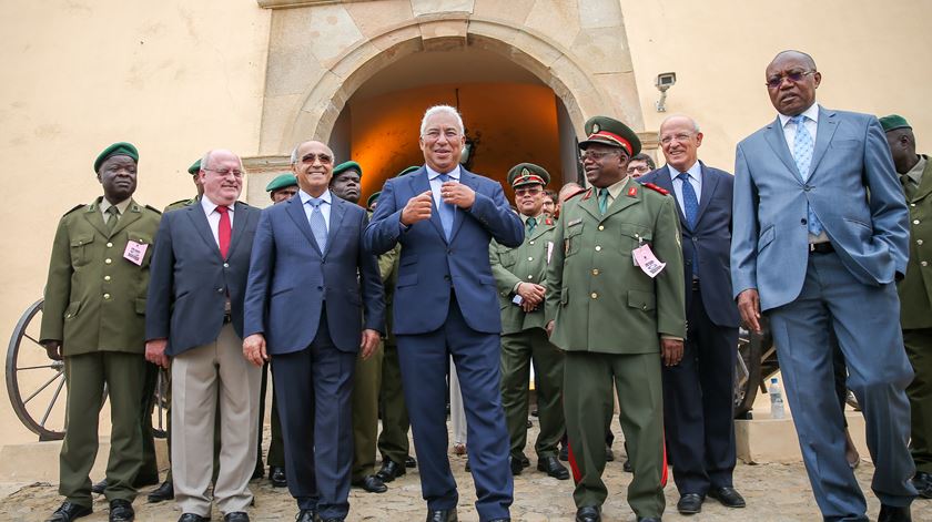 Costa durante uma visita à Fortaleza de Luanda – Museu Nacional de História Militar. Foto: José Sena Goulão/ Lusa