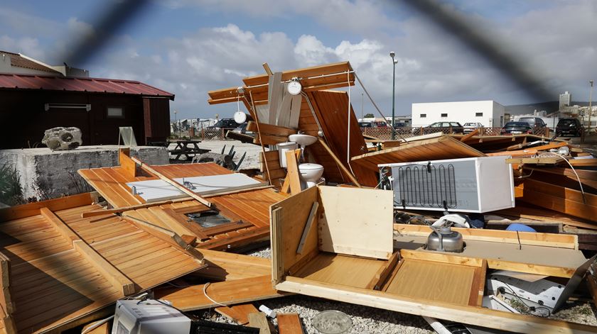 O Leslie deixou um rasto de destruição no centro de Portugal. Foto: Paulo Novais/Lusa