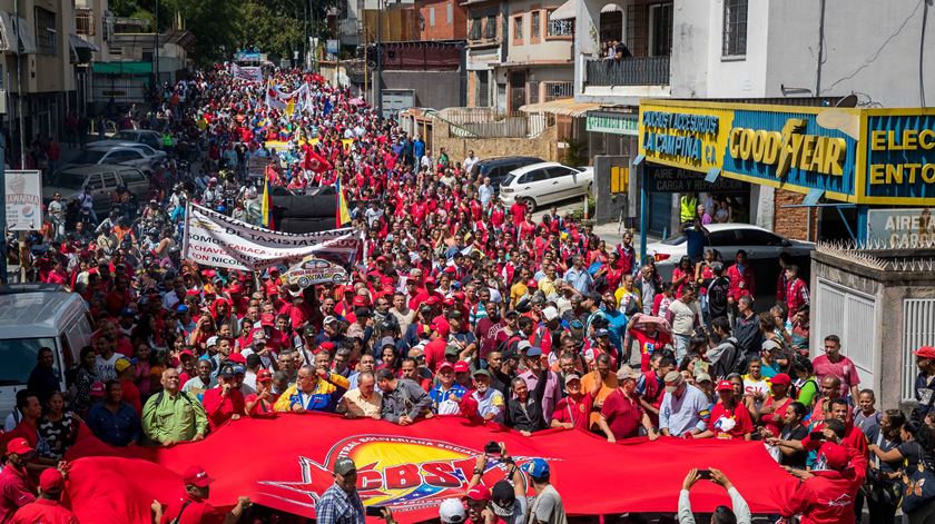 Manifestação em Caracas. Foto: Miguel Gutierrez/EPA